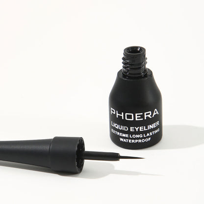 Ultra-Matte Precision Eyeliner